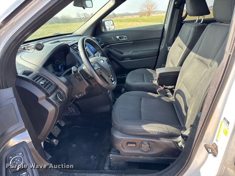 image for item DT0688 2017 Ford Explorer Police Interceptor SUV