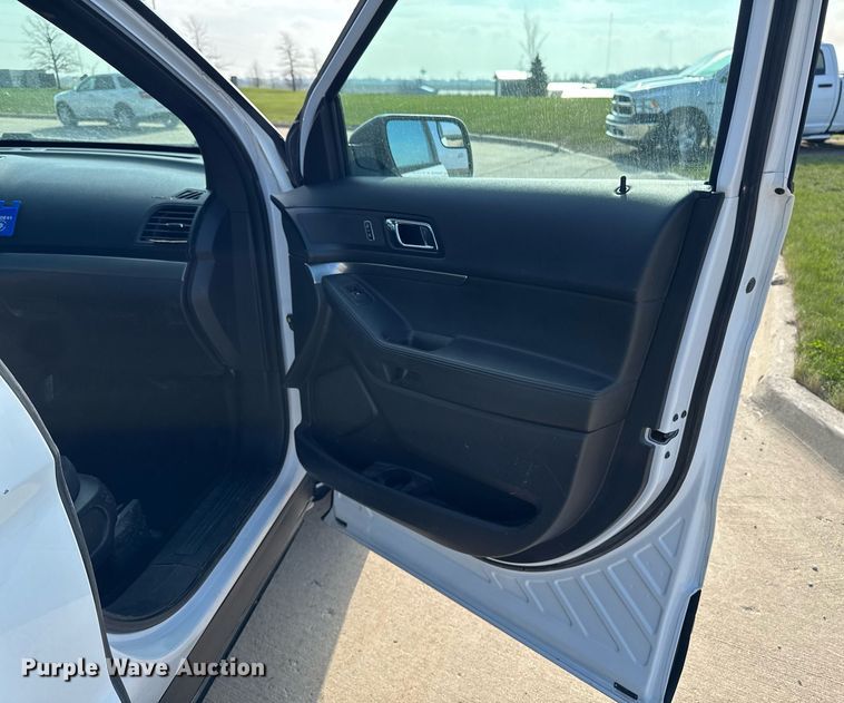 image for item DT0688 2017 Ford Explorer Police Interceptor SUV