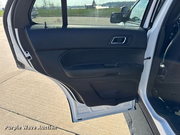 image for item DT0688 2017 Ford Explorer Police Interceptor SUV