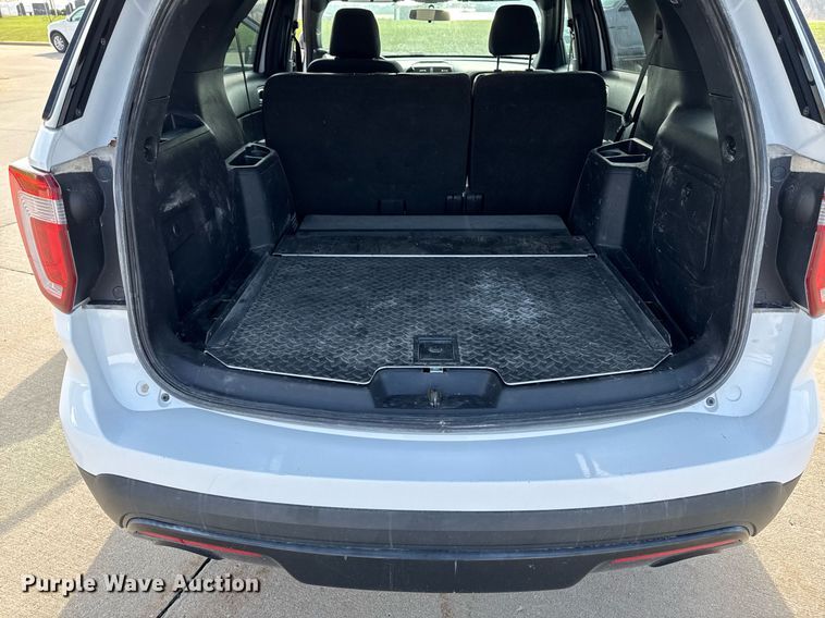 image for item DT0688 2017 Ford Explorer Police Interceptor SUV