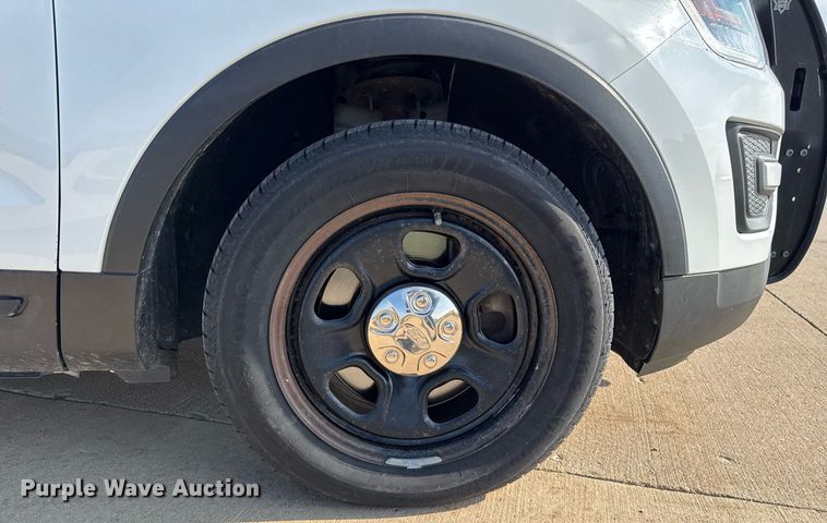 image for item DT0688 2017 Ford Explorer Police Interceptor SUV