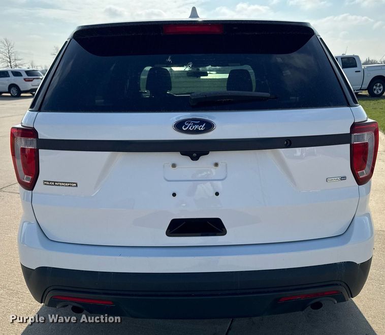 image for item DT0689 2017 Ford Explorer Police Interceptor SUV