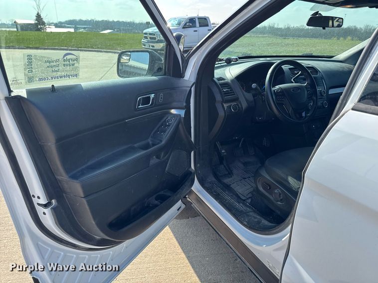 image for item DT0689 2017 Ford Explorer Police Interceptor SUV