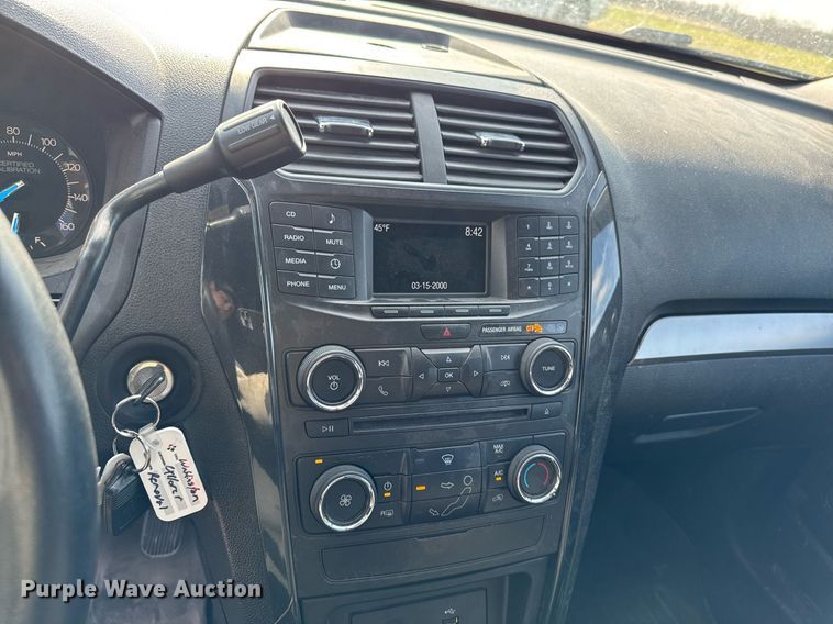 image for item DT0689 2017 Ford Explorer Police Interceptor SUV