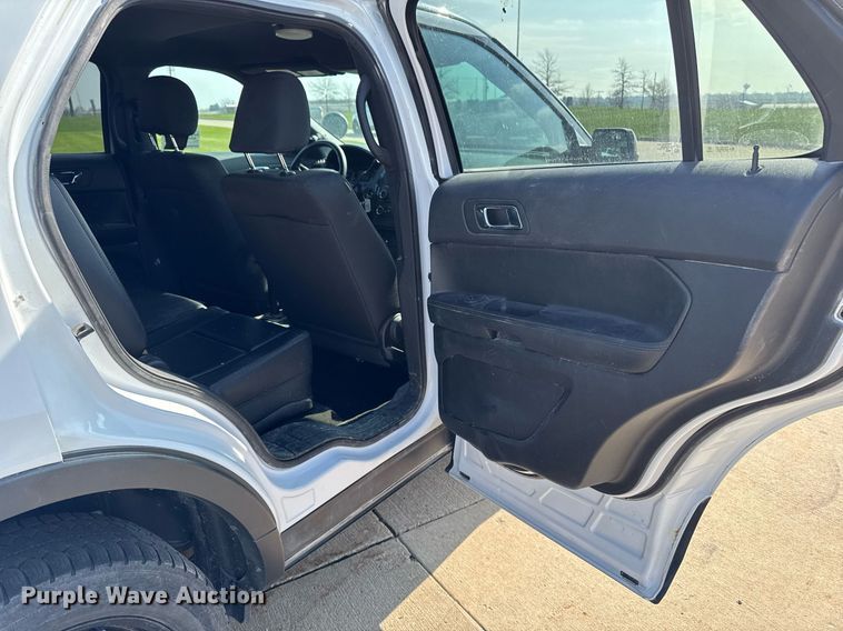 image for item DT0689 2017 Ford Explorer Police Interceptor SUV