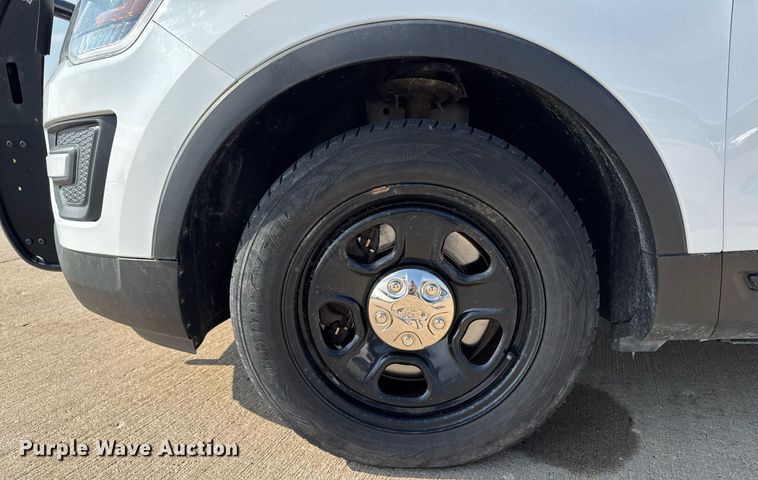 image for item DT0689 2017 Ford Explorer Police Interceptor SUV