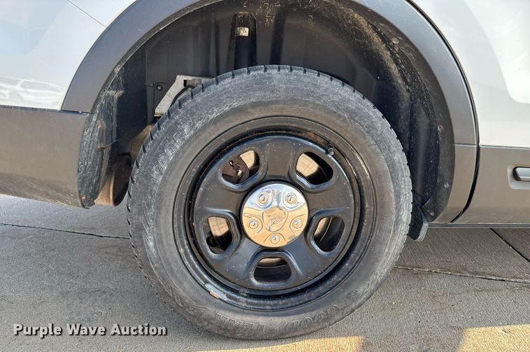 image for item DT0689 2017 Ford Explorer Police Interceptor SUV