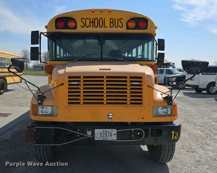 image for item DT6787 2001 Blue Bird 3800 school bus