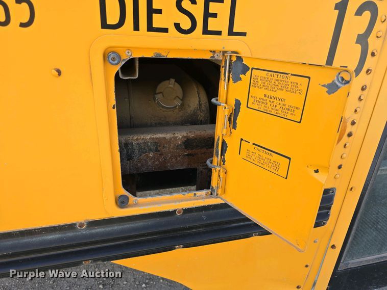 image for item DT6787 2001 Blue Bird 3800 school bus