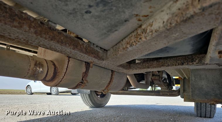 image for item DT6787 2001 Blue Bird 3800 school bus