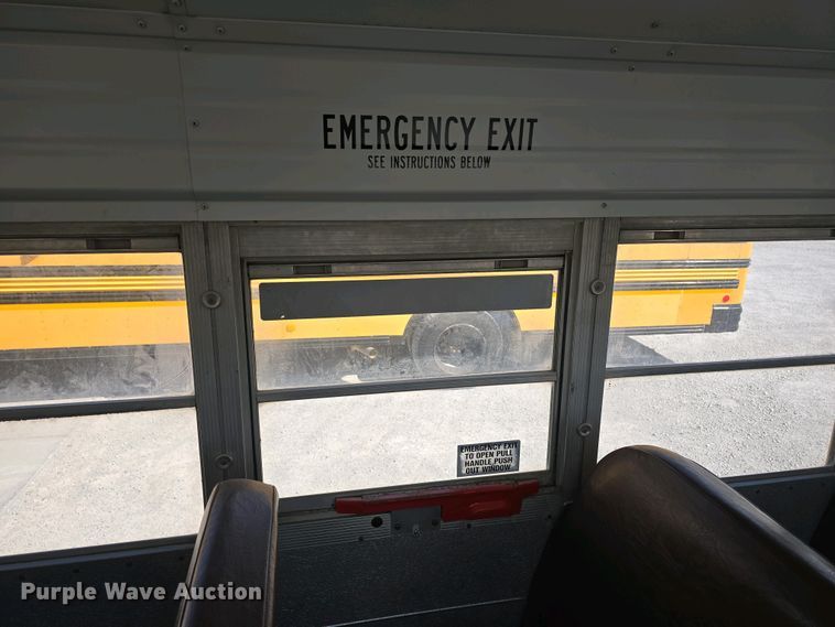 image for item DT6787 2001 Blue Bird 3800 school bus