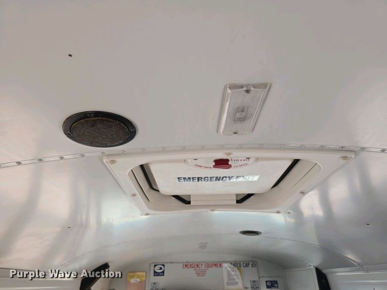 image for item DT6787 2001 Blue Bird 3800 school bus