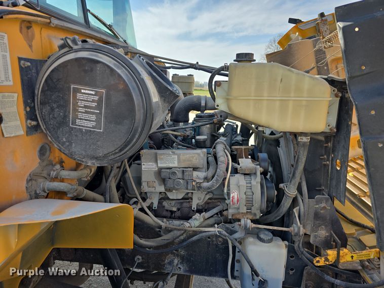 image for item DT6787 2001 Blue Bird 3800 school bus