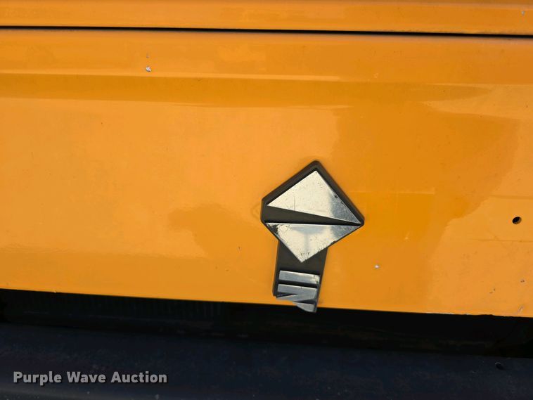 image for item DT6787 2001 Blue Bird 3800 school bus