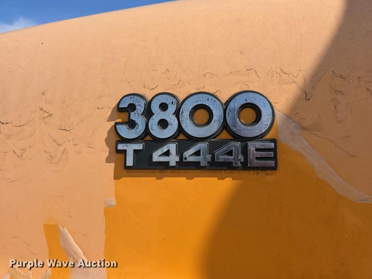 image for item DT6787 2001 Blue Bird 3800 school bus