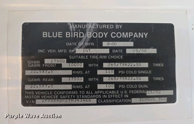 image for item DT6787 2001 Blue Bird 3800 school bus