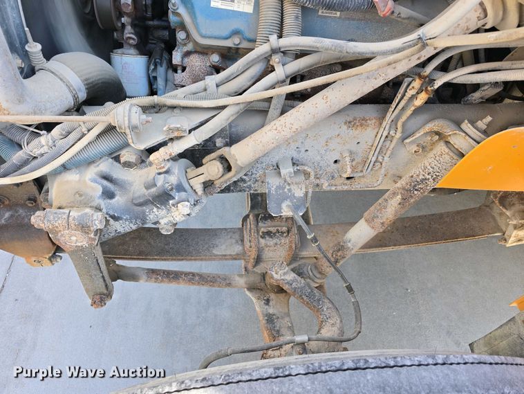 image for item DT6791 1999 International 3800 school bus