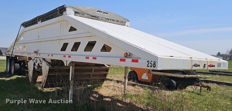 image for item DT6805 1993 Trail King TK54BDU-402 bottom dump trailer