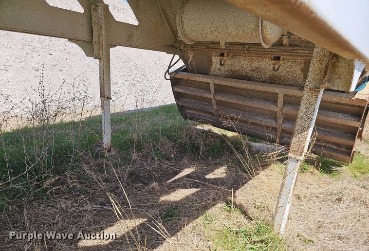 image for item DT6805 1993 Trail King TK54BDU-402 bottom dump trailer