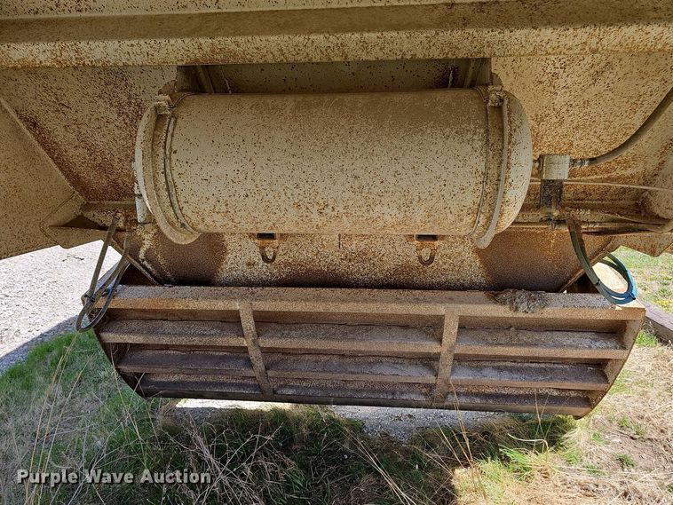 image for item DT6805 1993 Trail King TK54BDU-402 bottom dump trailer