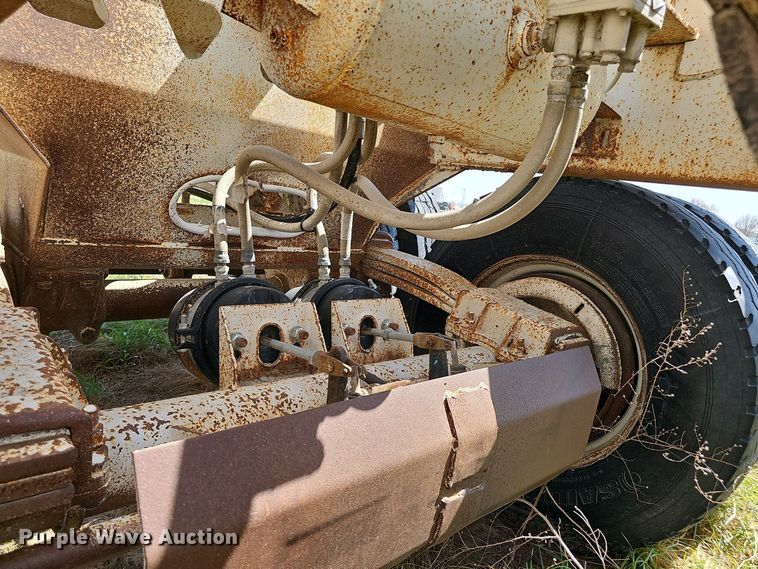 image for item DT6805 1993 Trail King TK54BDU-402 bottom dump trailer