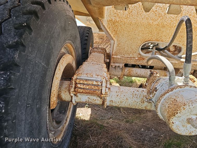 image for item DT6805 1993 Trail King TK54BDU-402 bottom dump trailer