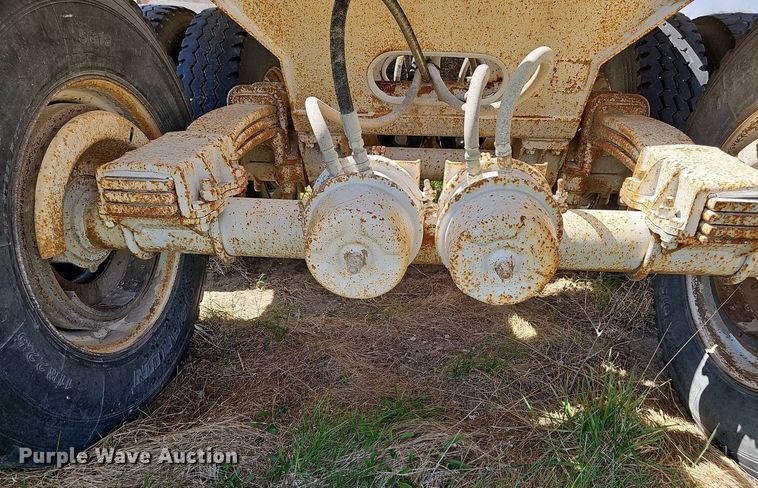 image for item DT6805 1993 Trail King TK54BDU-402 bottom dump trailer