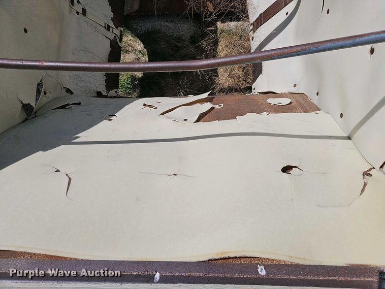 image for item DT6805 1993 Trail King TK54BDU-402 bottom dump trailer