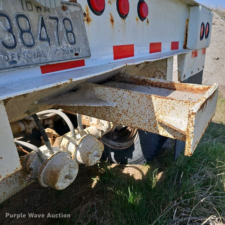 image for item DT6805 1993 Trail King TK54BDU-402 bottom dump trailer