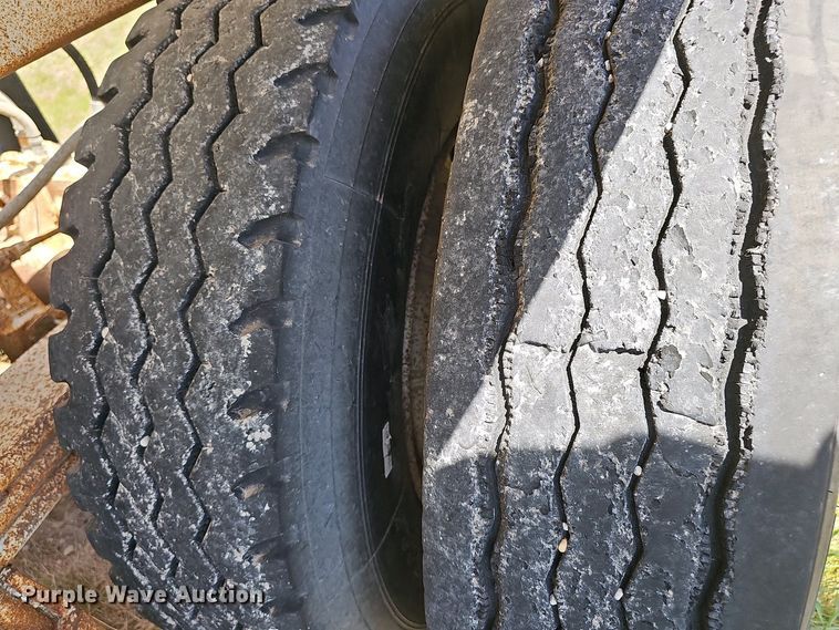 image for item DT6805 1993 Trail King TK54BDU-402 bottom dump trailer