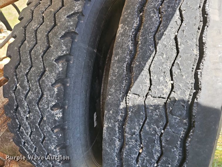 image for item DT6805 1993 Trail King TK54BDU-402 bottom dump trailer