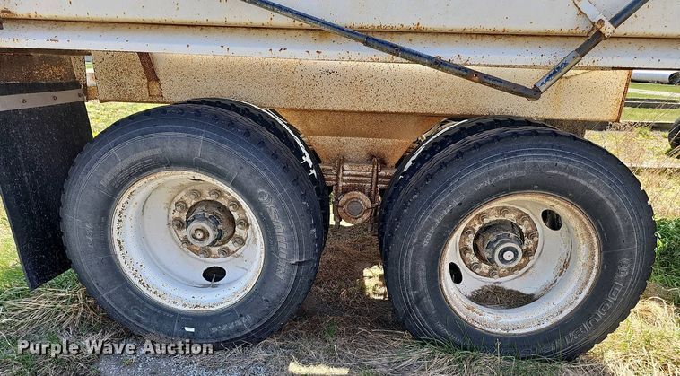 image for item DT6805 1993 Trail King TK54BDU-402 bottom dump trailer