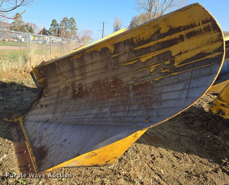 image for item DT7117 Gledhill v-plow