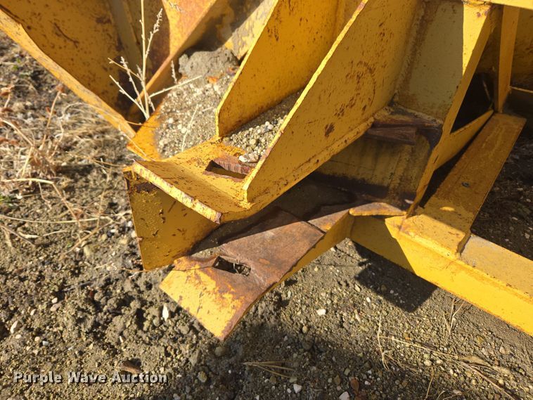 image for item DT7117 Gledhill v-plow