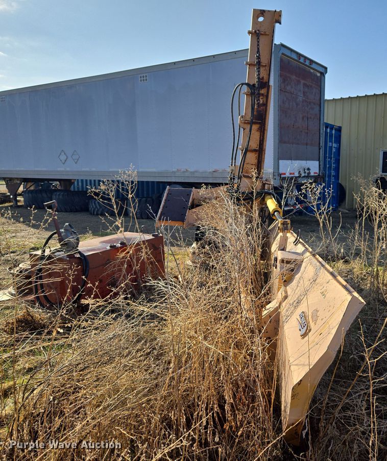 image for item DT7119 Henke motor grader wing blade