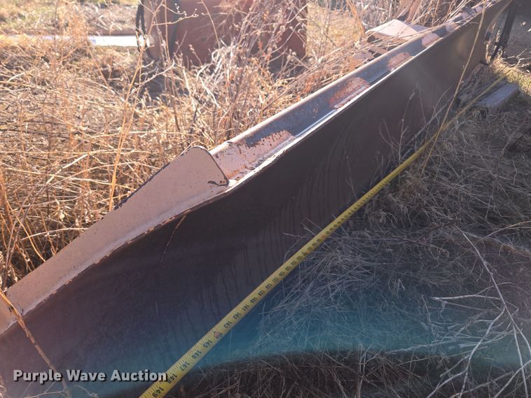 image for item DT7119 Henke motor grader wing blade