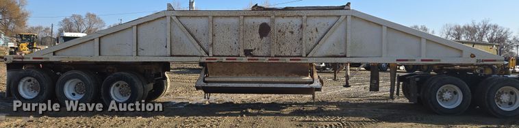 image for item DT7120 1993 Ranch bottom dump trailer