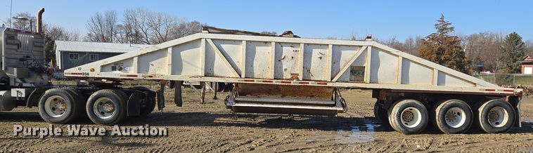 image for item DT7120 1993 Ranch bottom dump trailer