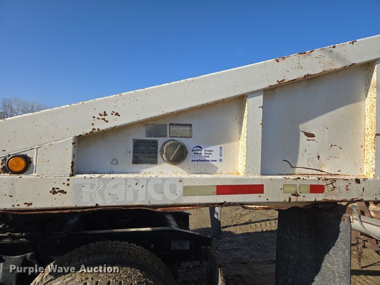image for item DT7120 1993 Ranch bottom dump trailer