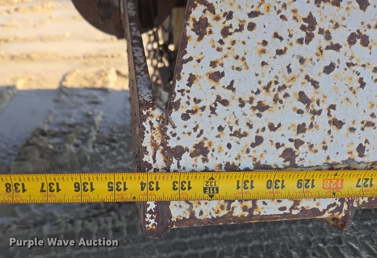 image for item DT7120 1993 Ranch bottom dump trailer