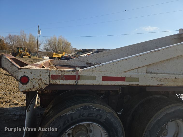 image for item DT7120 1993 Ranch bottom dump trailer