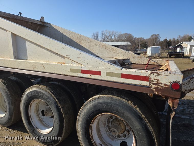 image for item DT7120 1993 Ranch bottom dump trailer