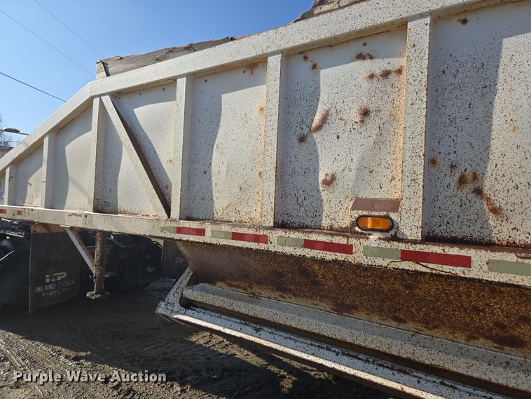 image for item DT7120 1993 Ranch bottom dump trailer