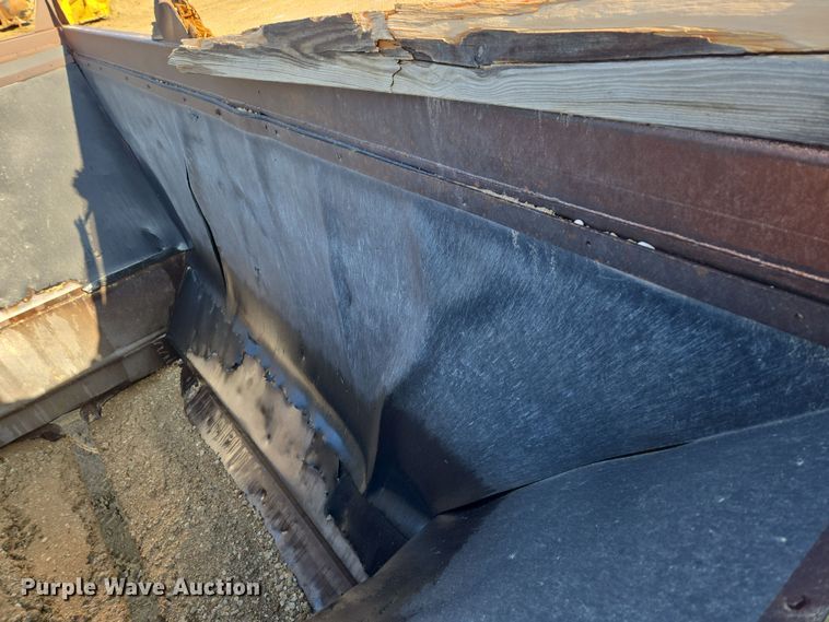 image for item DT7120 1993 Ranch bottom dump trailer