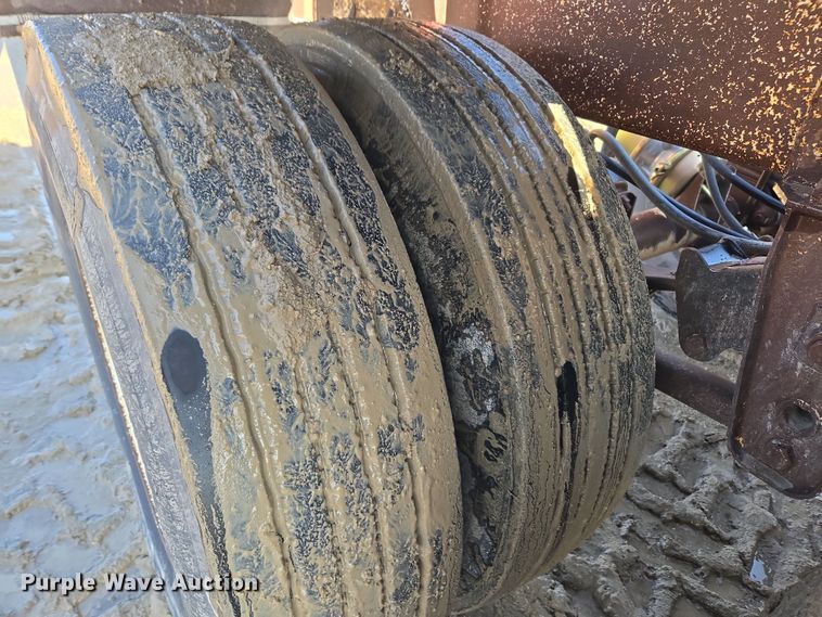 image for item DT7120 1993 Ranch bottom dump trailer