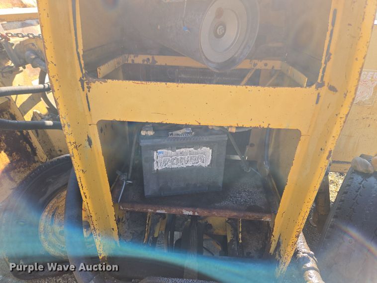 image for item DT7121 1982 Massey Ferguson 275 Tiger Special tractor