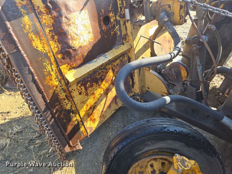 image for item DT7121 1982 Massey Ferguson 275 Tiger Special tractor