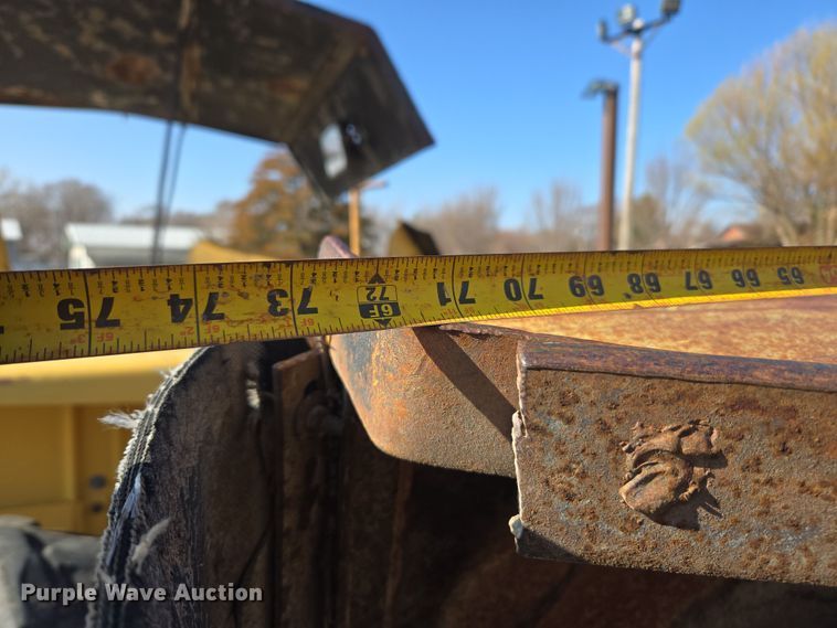 image for item DT7121 1982 Massey Ferguson 275 Tiger Special tractor