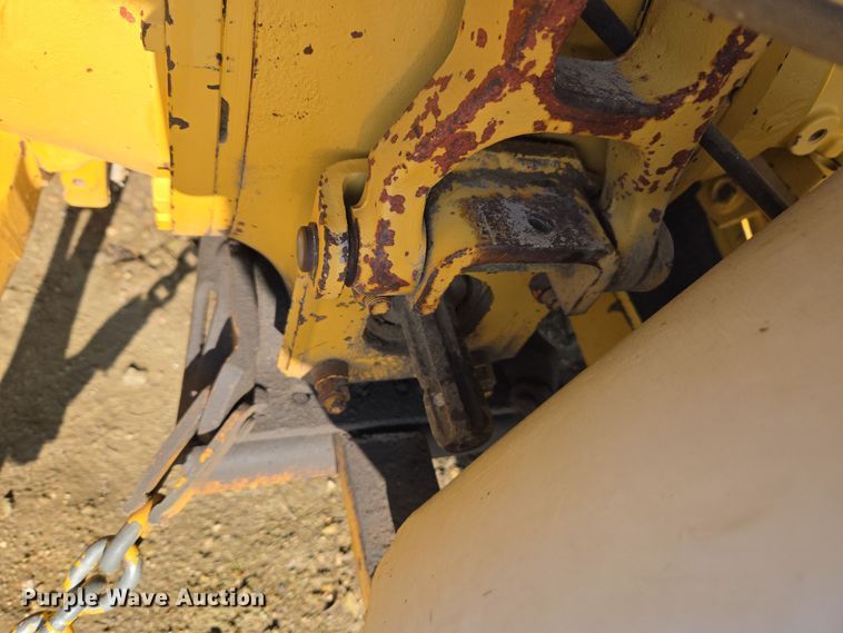 image for item DT7121 1982 Massey Ferguson 275 Tiger Special tractor