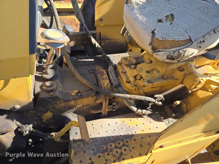 image for item DT7121 1982 Massey Ferguson 275 Tiger Special tractor